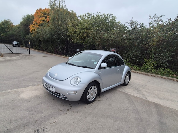 Used Volkswagen Beetle 2001 for sale - 76249924: Photo 8