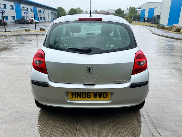 Used Renault Clio 2006 for sale - 72932652: Photo 8