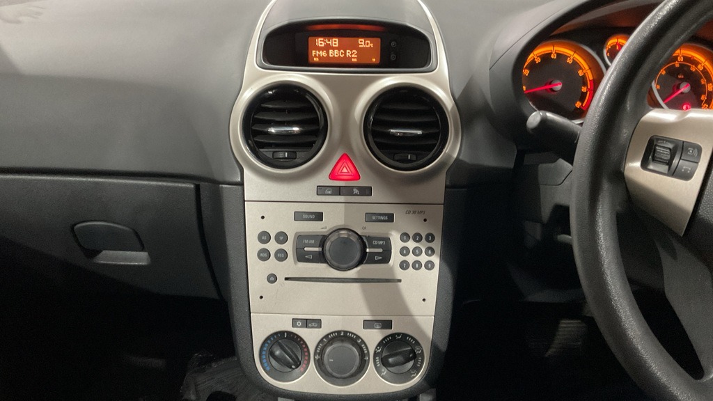 Used Vauxhall Corsa 2006 for sale - 77384673: Photo 10