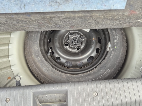 Used Vauxhall Corsa 2002 for sale - 75640051: Photo 10