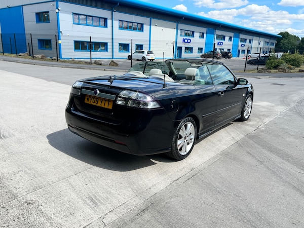 Used Saab 9-3 2009 for sale - 75207579: Photo 8