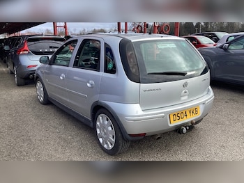 Used Vauxhall Corsa 2004 for sale - 77430981: Photo