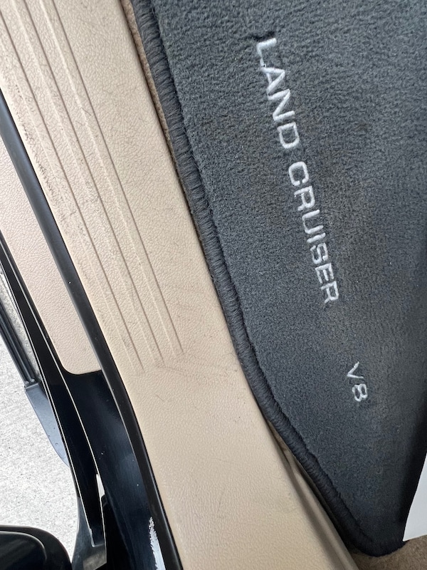 Used Toyota Landcruiser 2014 for sale - 74366045: Photo 28