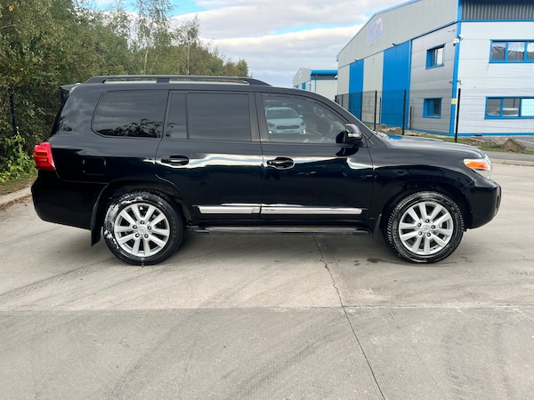 Used Toyota Landcruiser 2014 for sale - 74366045: Photo 2