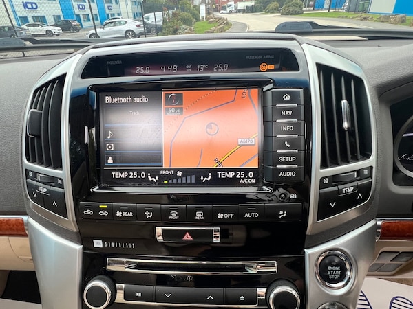 Used Toyota Landcruiser 2014 for sale - 74366045: Photo 36