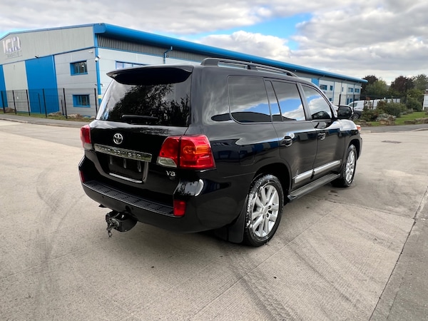 Used Toyota Landcruiser 2014 for sale - 74366045: Photo 4