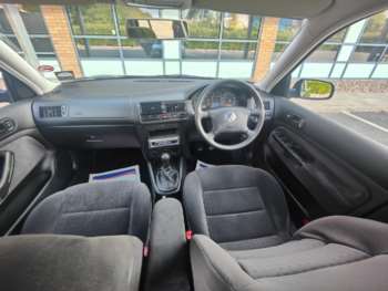 Used Volkswagen Golf 2002 for sale - 74836199: Photo
