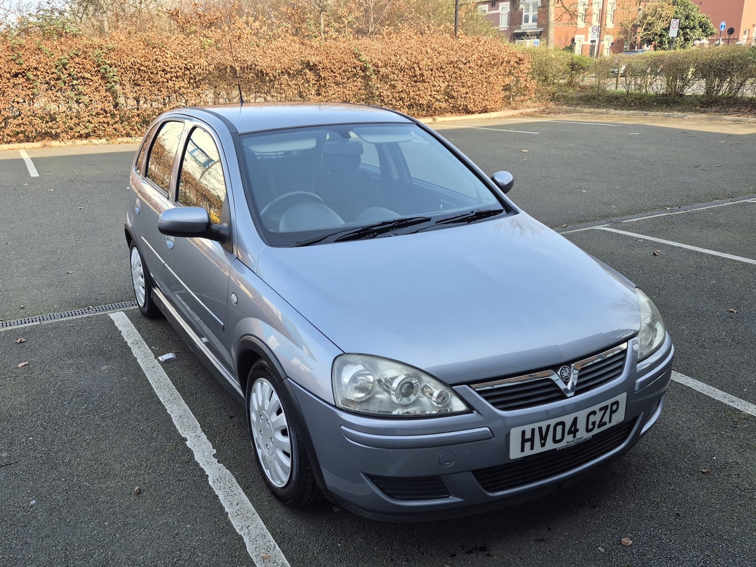Used Vauxhall Corsa 2004 for sale - 77981140: Photo 2