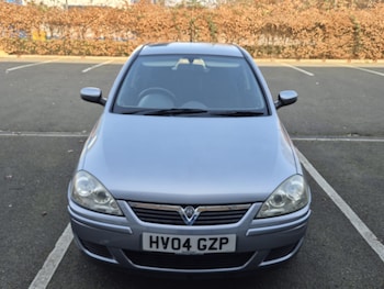 Used Vauxhall Corsa 2004 for sale - 77981140: Photo