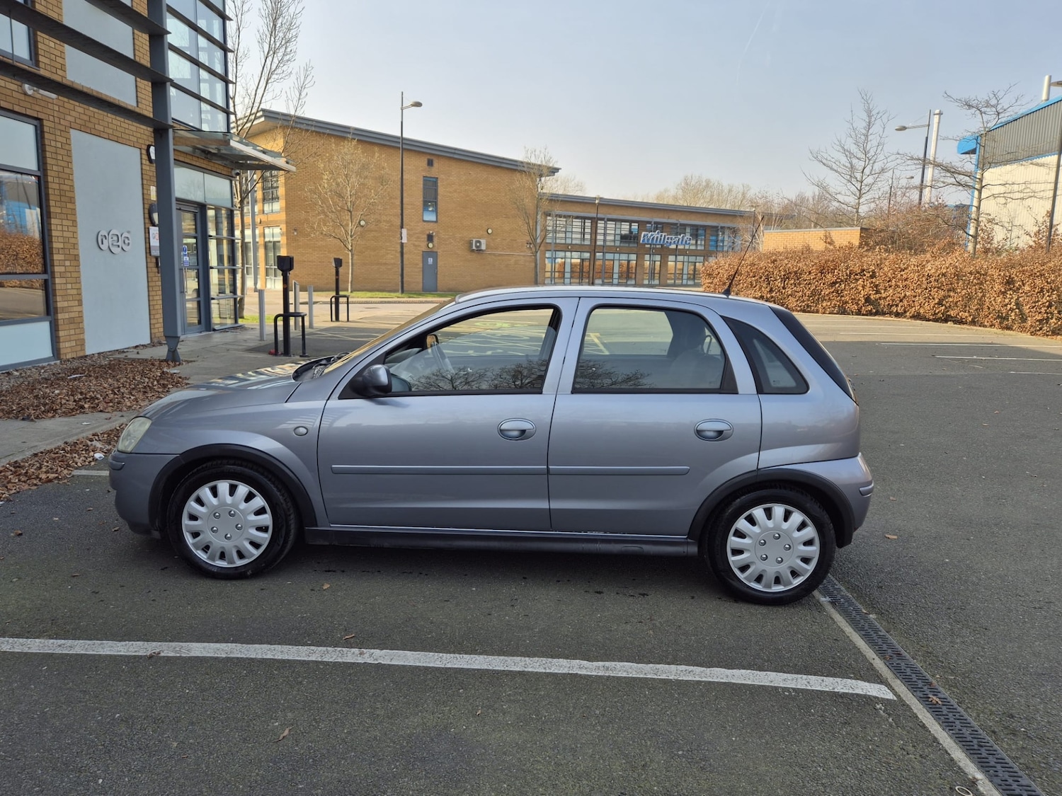 Used Vauxhall Corsa 2004 for sale - 77981140: Photo 5