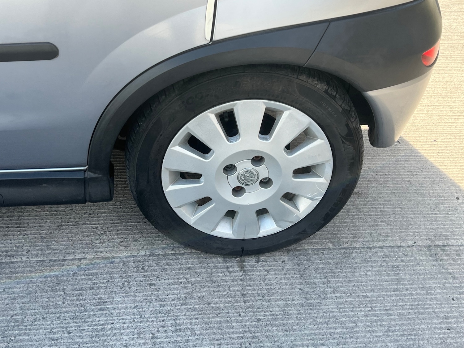 Used Vauxhall Corsa 2003 for sale - 77604933: Photo 14