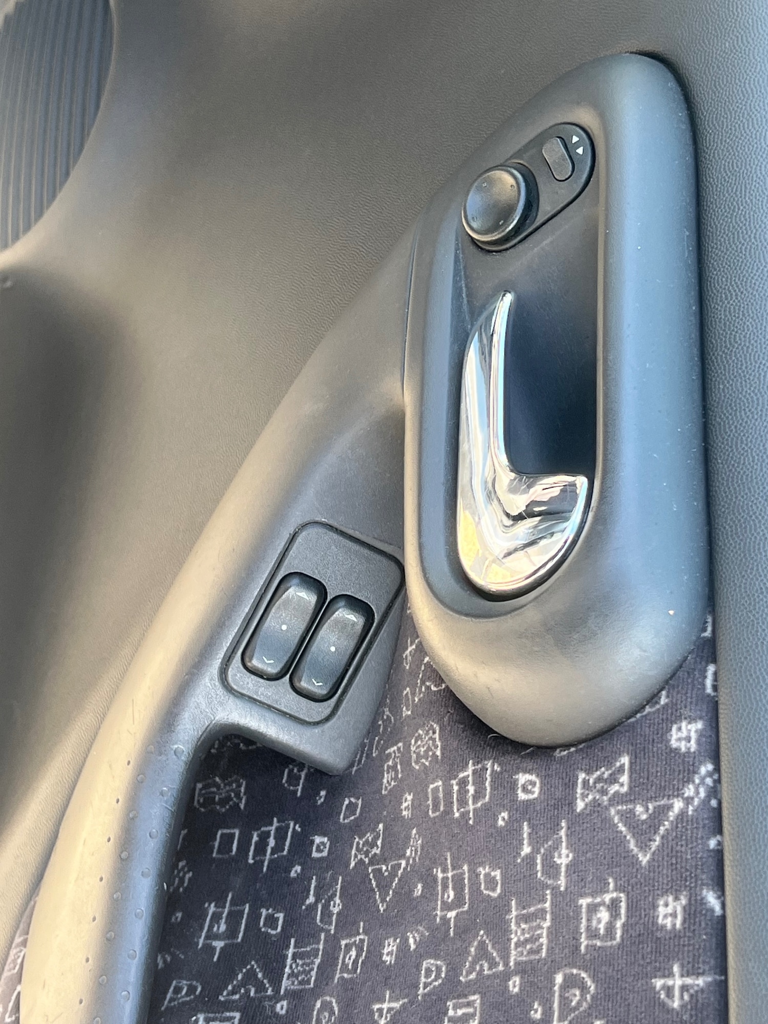 Used Vauxhall Corsa 2003 for sale - 77604933: Photo 18