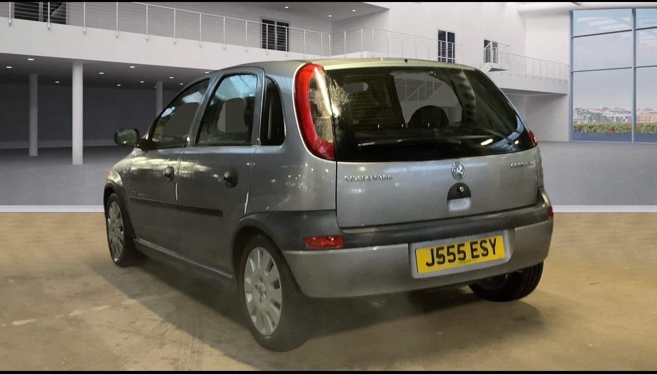 Used Vauxhall Corsa 2003 for sale - 77604933: Photo 3