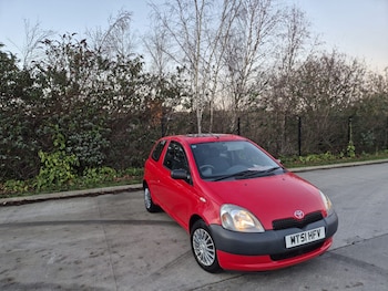 Used Toyota Yaris 2001 for sale - 77013209: Photo