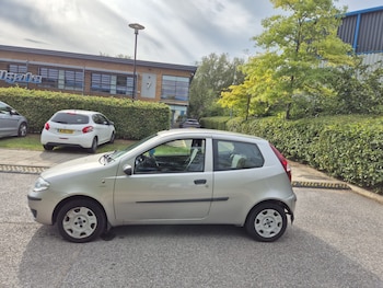 Used Fiat Punto 2005 for sale - 75407875: Photo