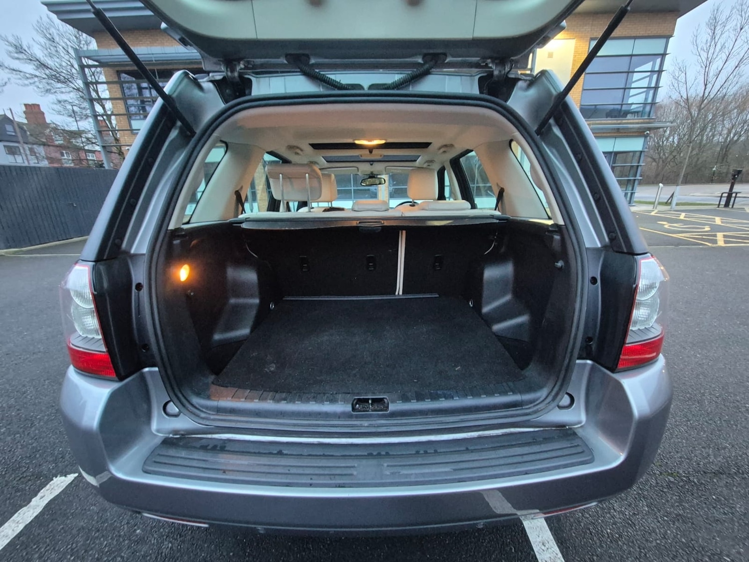 Used Land Rover Freelander 2012 for sale - 77013216: Photo 25