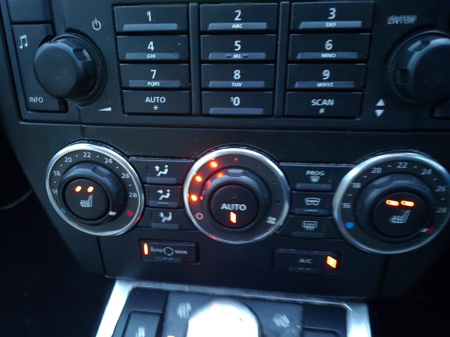 Used Land Rover Freelander 2012 for sale - 77013216: Photo 27