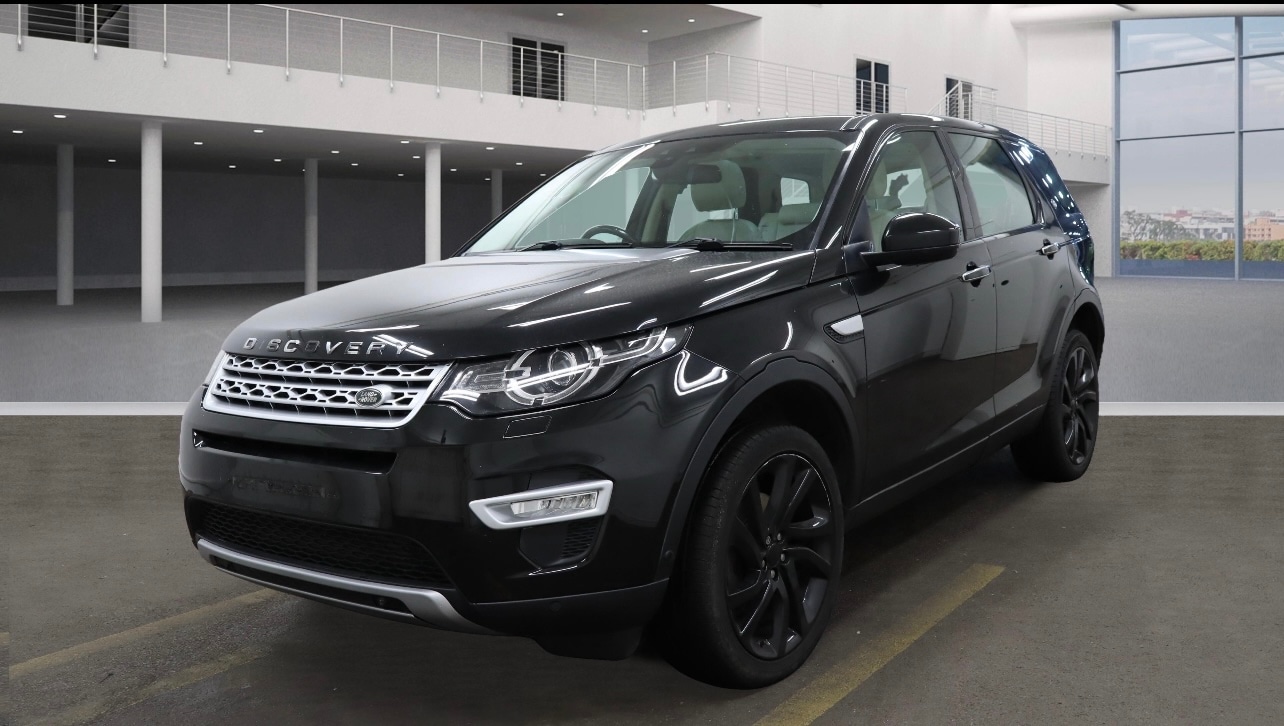 Used Land Rover Discovery Sport 2015 for sale - 77406383: Photo 2