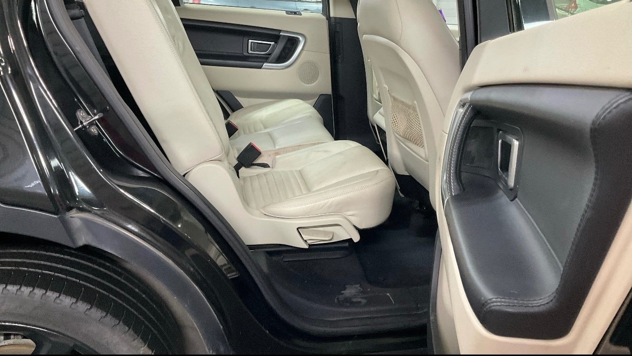 Used Land Rover Discovery Sport 2015 for sale - 77406383: Photo 8