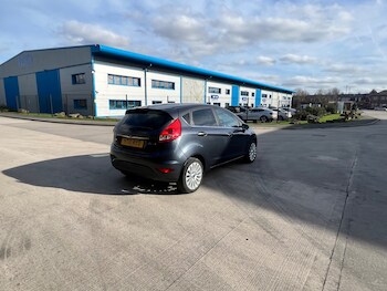 Used Ford Fiesta 2010 for sale - 77394986: Photo