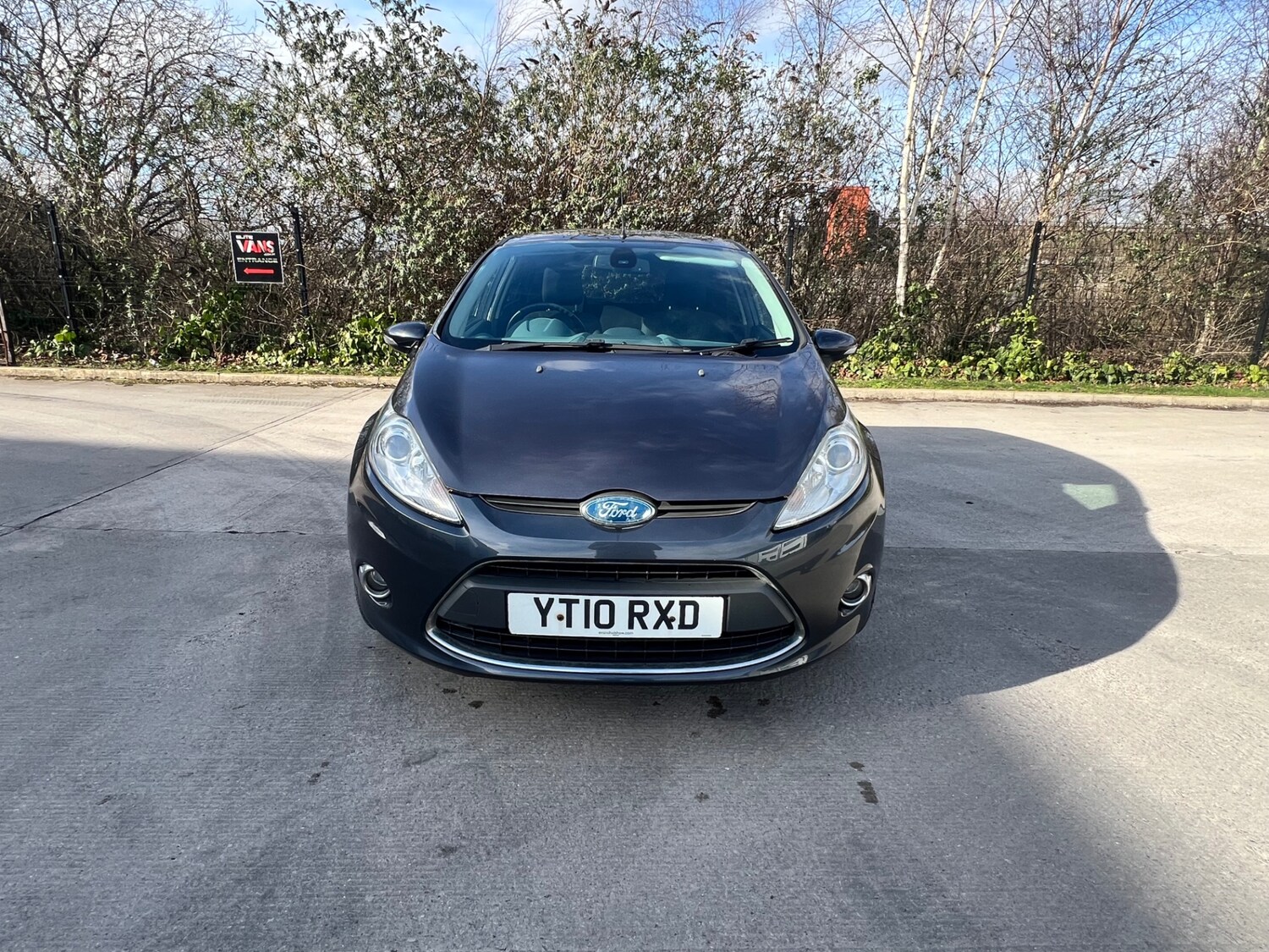 Used Ford Fiesta 2010 for sale - 77394986: Photo 8