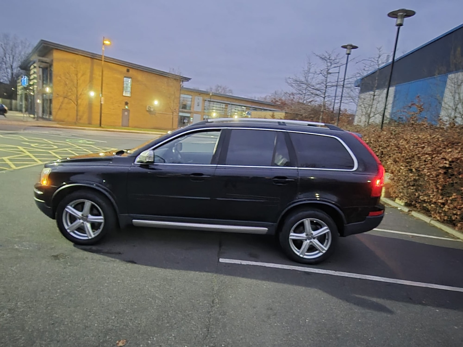 Used Volvo XC90 2009 for sale - 77073342: Photo 11