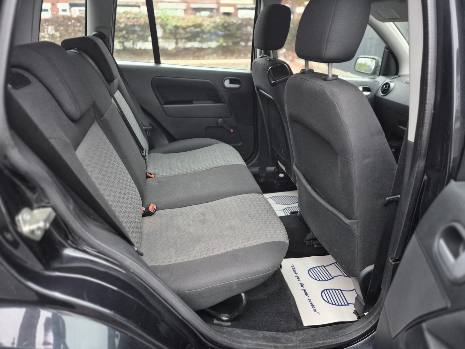 Used Ford Fusion 2004 for sale - 76243273: Photo 11