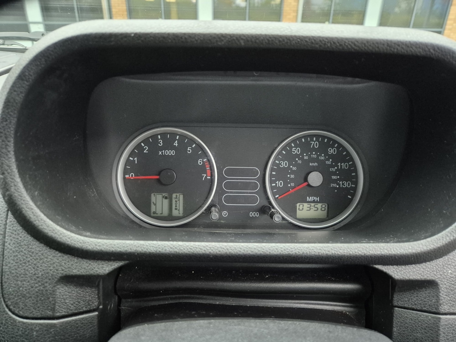 Used Ford Fusion 2004 for sale - 76243273: Photo 2