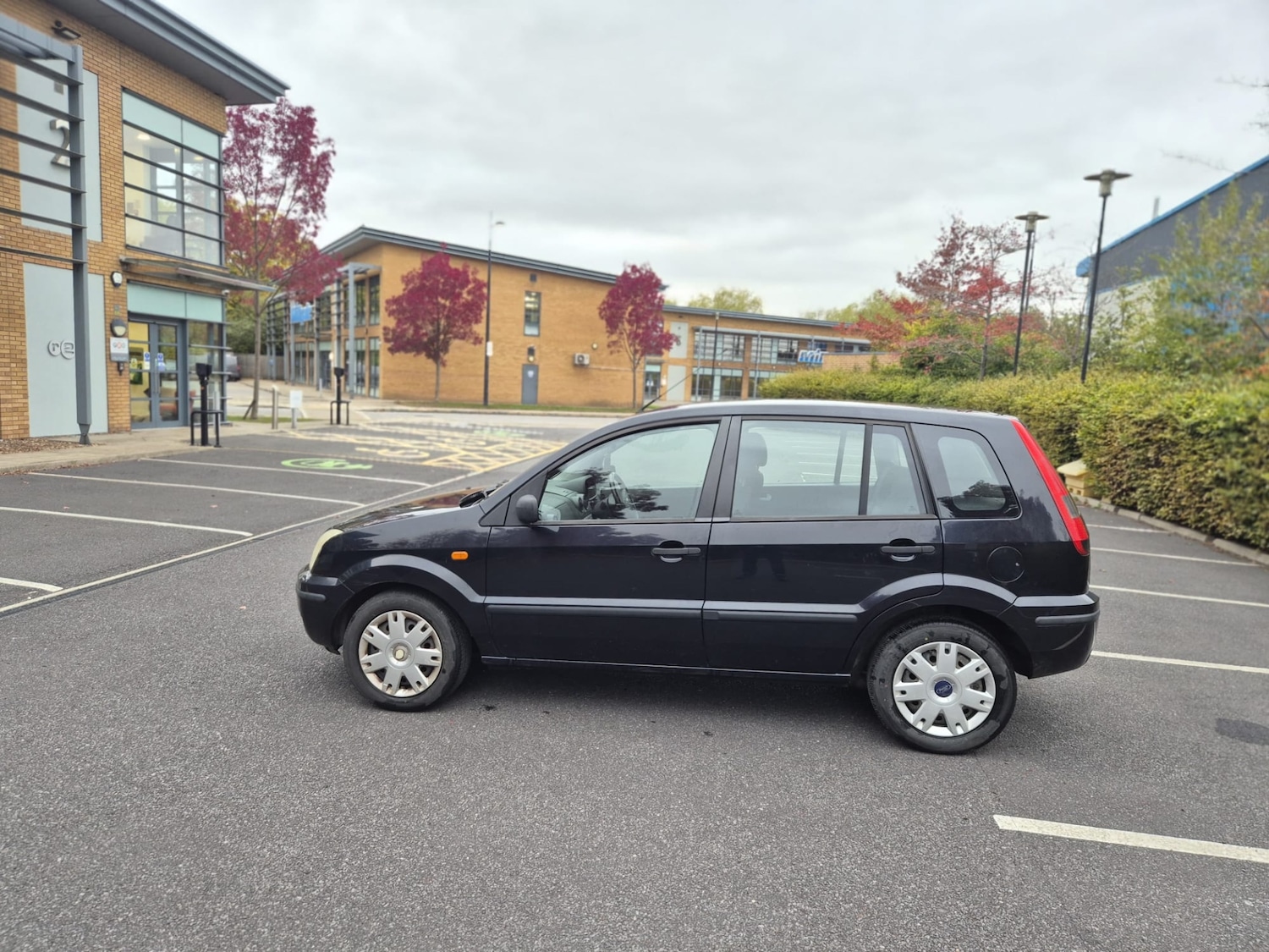 Used Ford Fusion 2004 for sale - 76243273: Photo 6