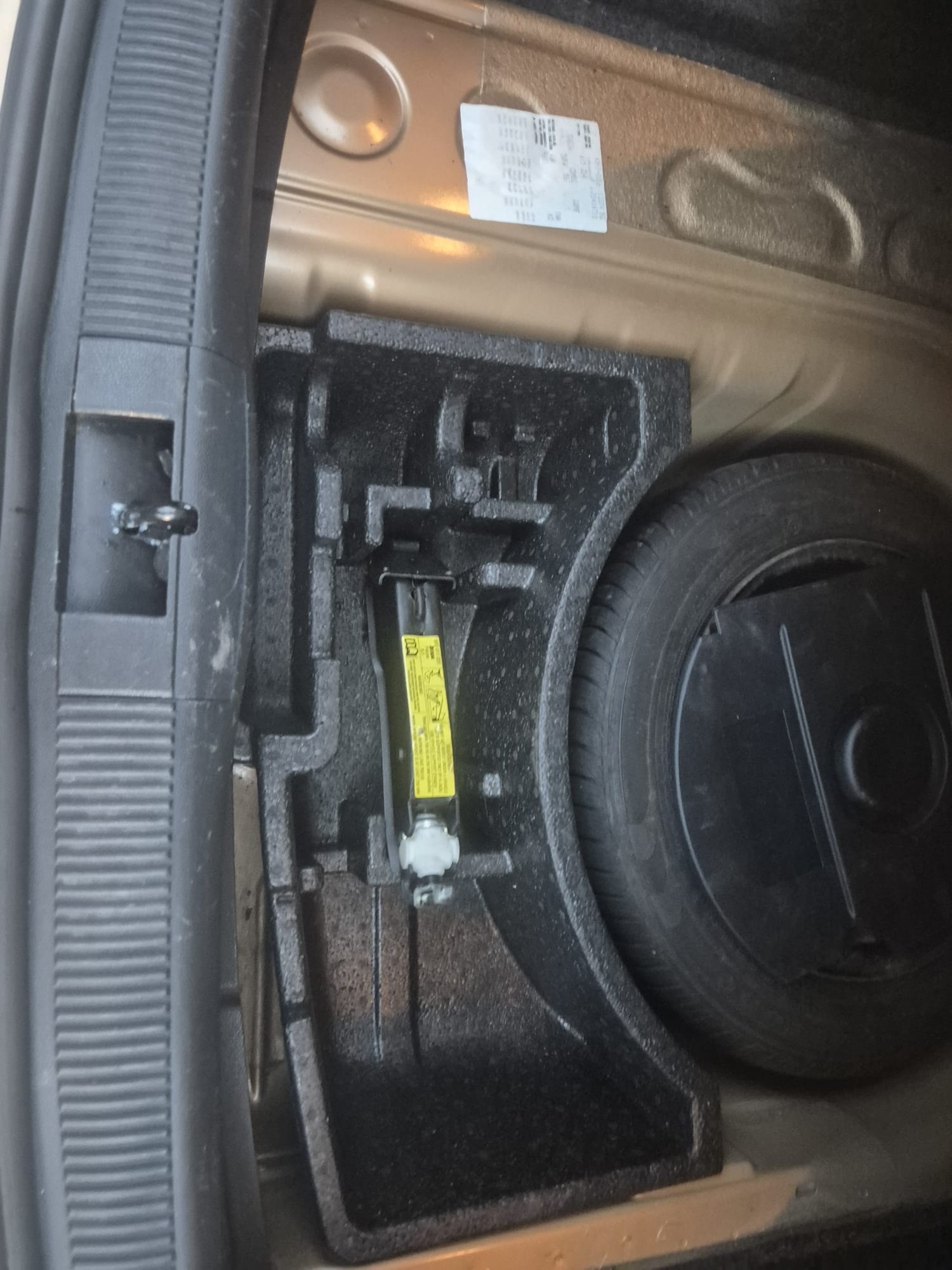 Used Skoda Fabia 2001 for sale - 76589133: Photo 8