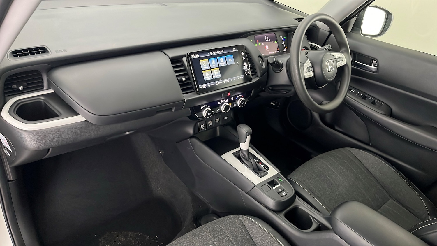 2020 Honda Jazz HONDA Jazz 1.5 h i-MMD SR Hatchback 5dr Petrol Hybrid eCVT Euro - Picture 10 of 24