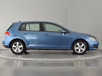 Used Volkswagen Golf 2016 for sale - 75541210: Photo