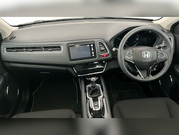 Used Honda HR-V 2017 for sale - 75434015: Photo