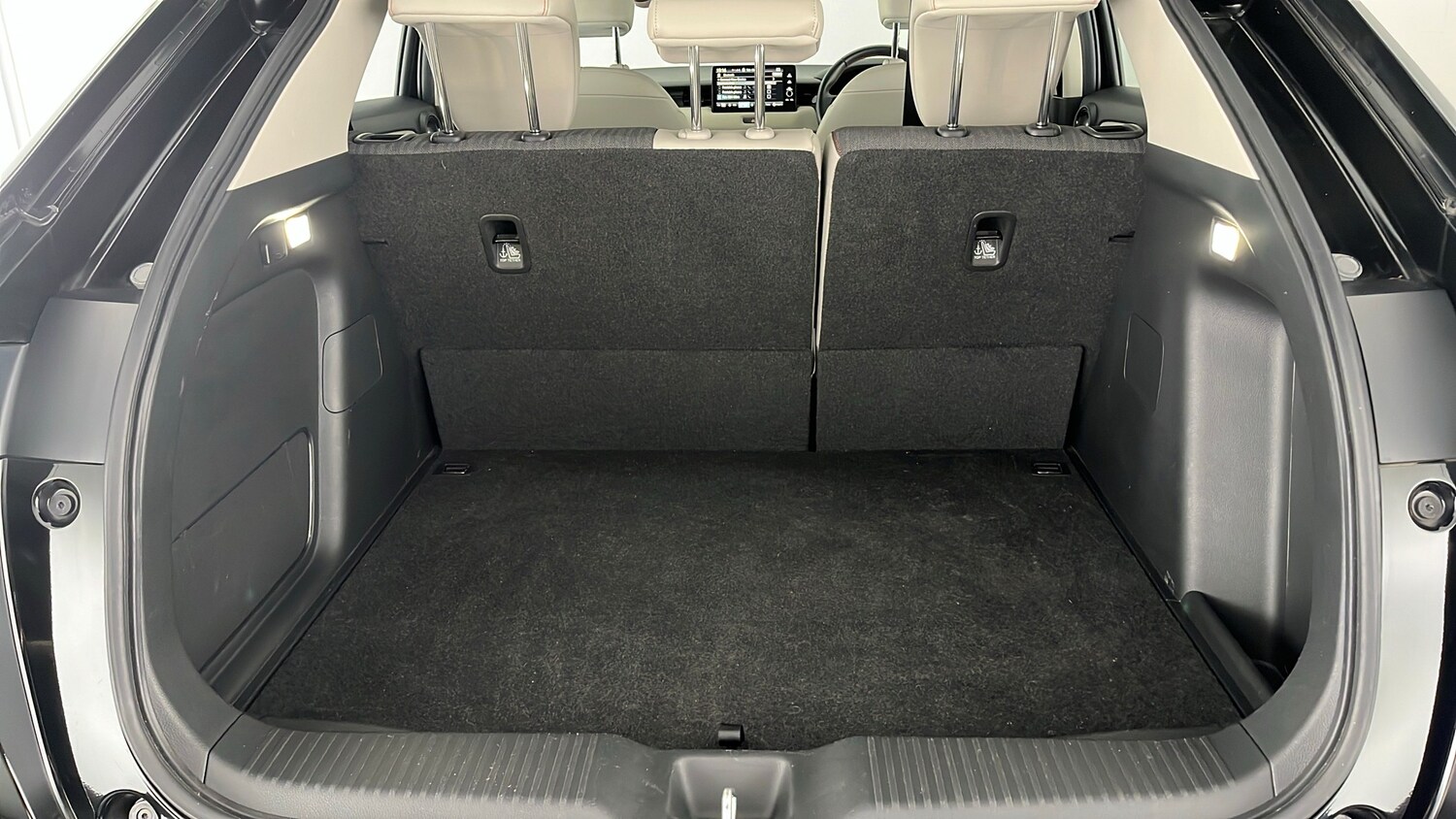 Vehicle 83