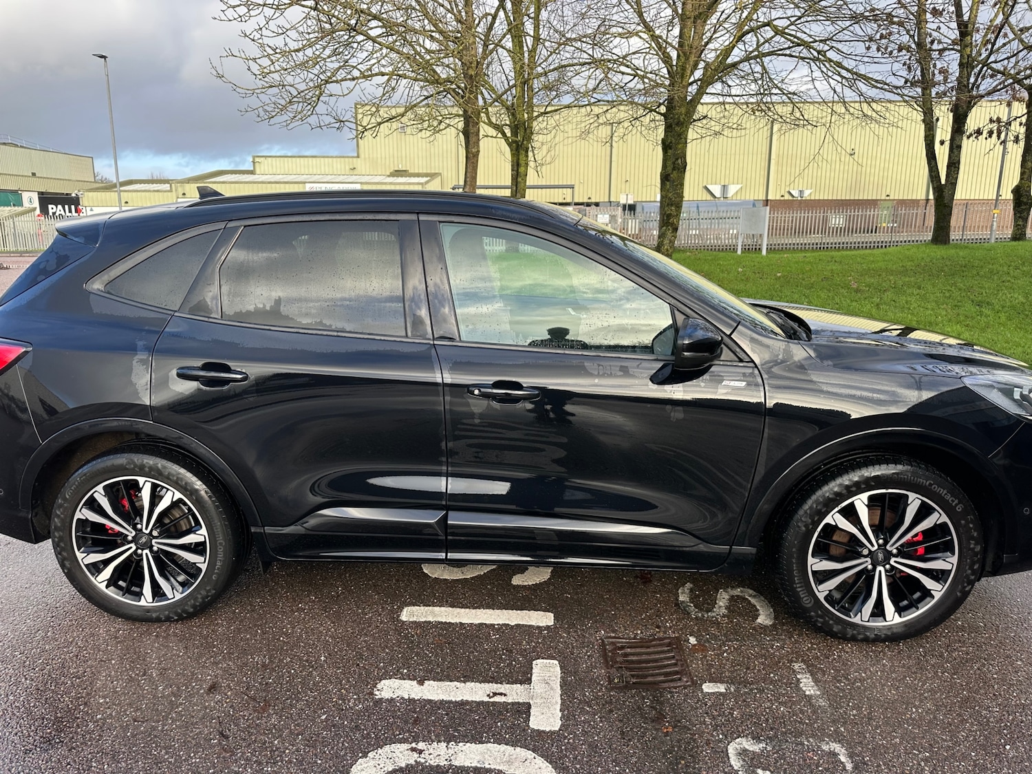 Used Ford Kuga 2022 for sale - 76896711: Photo 2