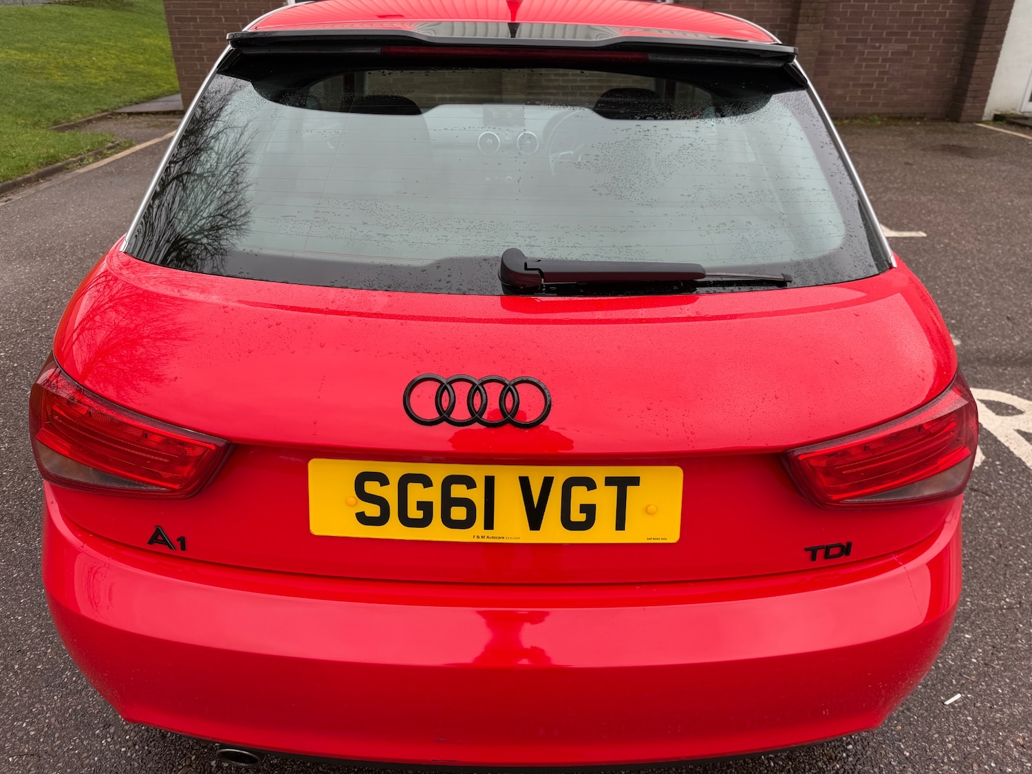 Used Audi A1 2011 for sale - 77636490: Photo 2