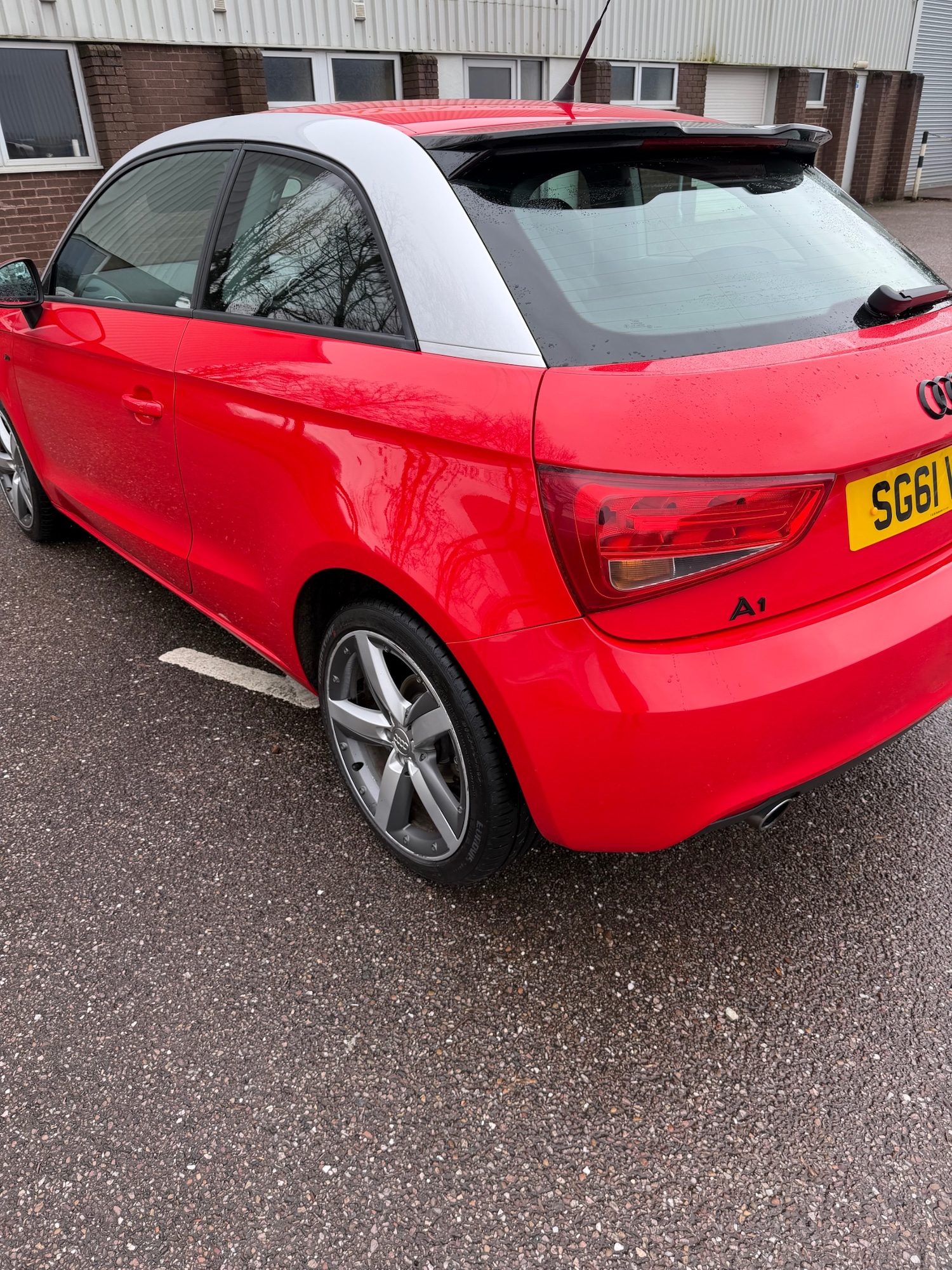 Used Audi A1 2011 for sale - 77636490: Photo 3