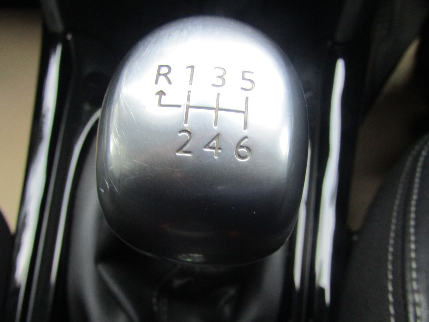 Used Peugeot 2008 2016 for sale - 76220525: Photo 18