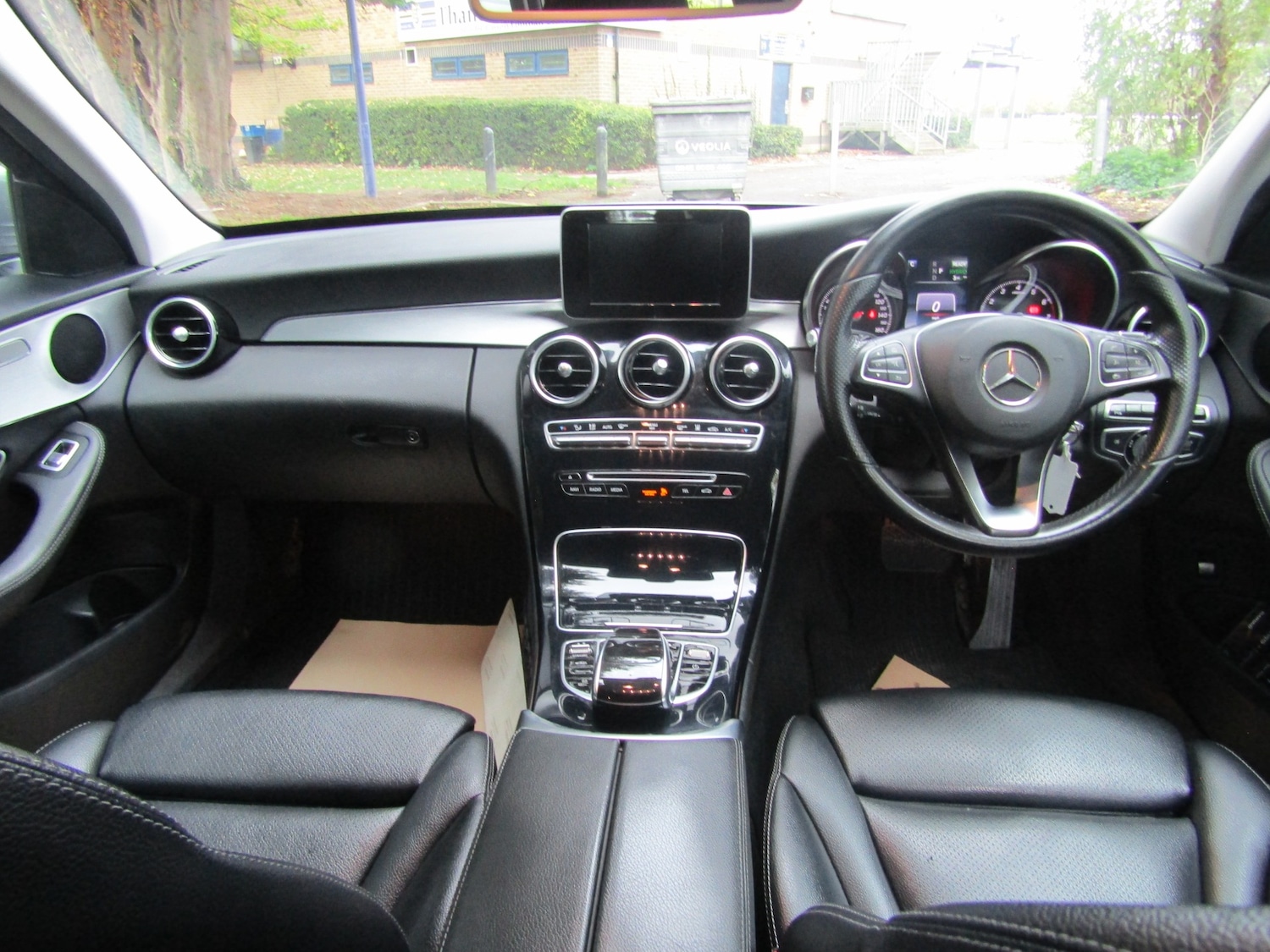 Used Mercedes-Benz C Class 2016 for sale - 76422146: Photo 4