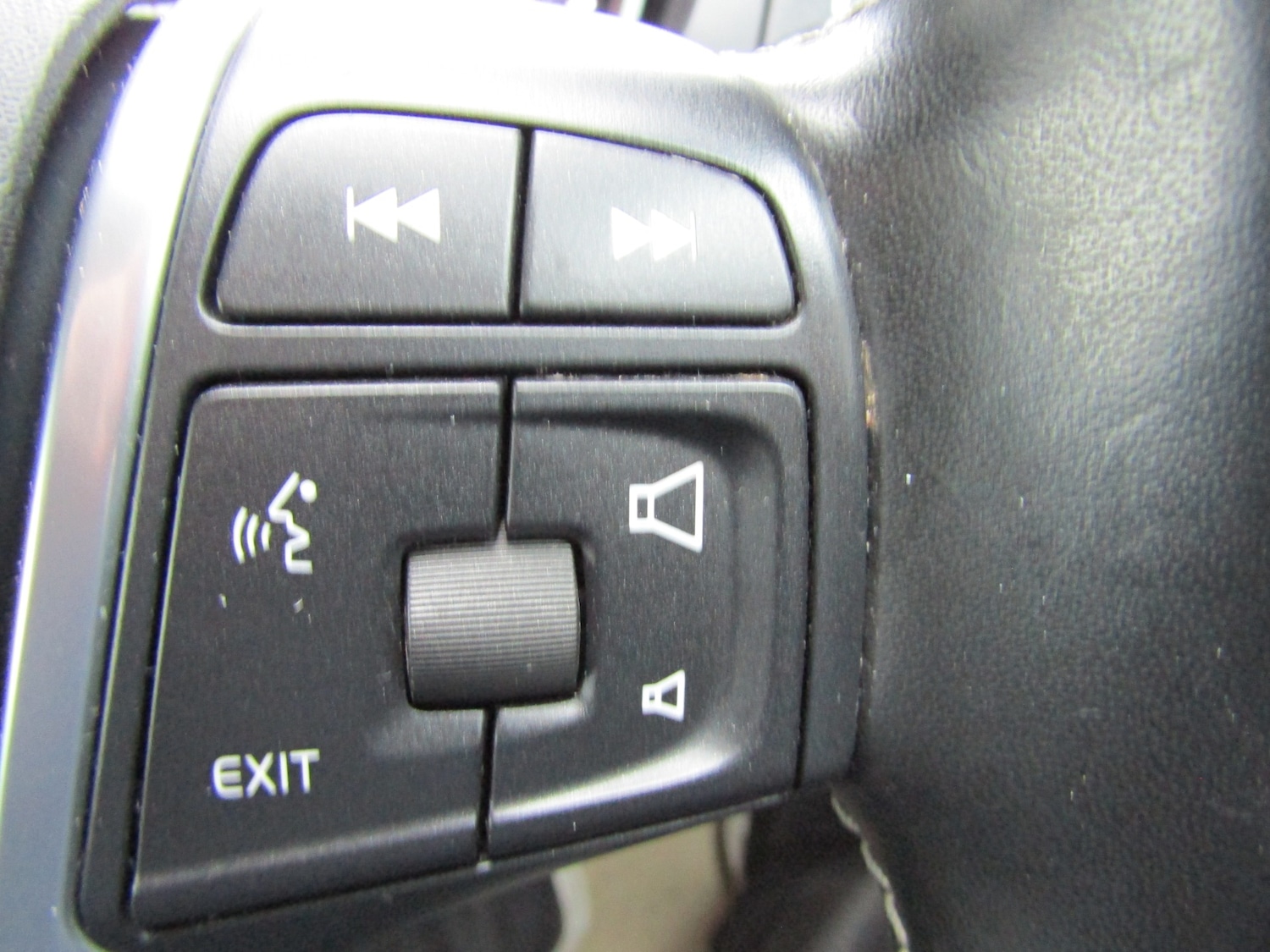 Used Volvo V40 2018 for sale - 76957447: Photo 21