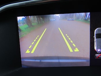 Used Volvo V40 2018 for sale - 76957447: Photo