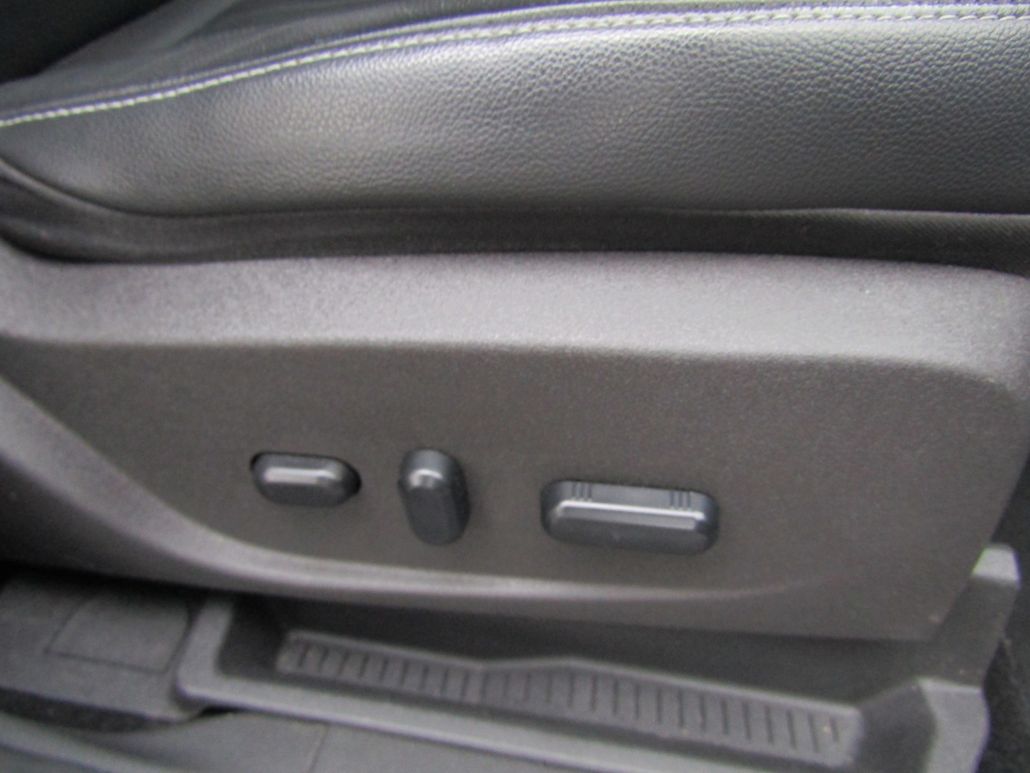 Used Ford Kuga 2015 for sale - 77417242: Photo 35