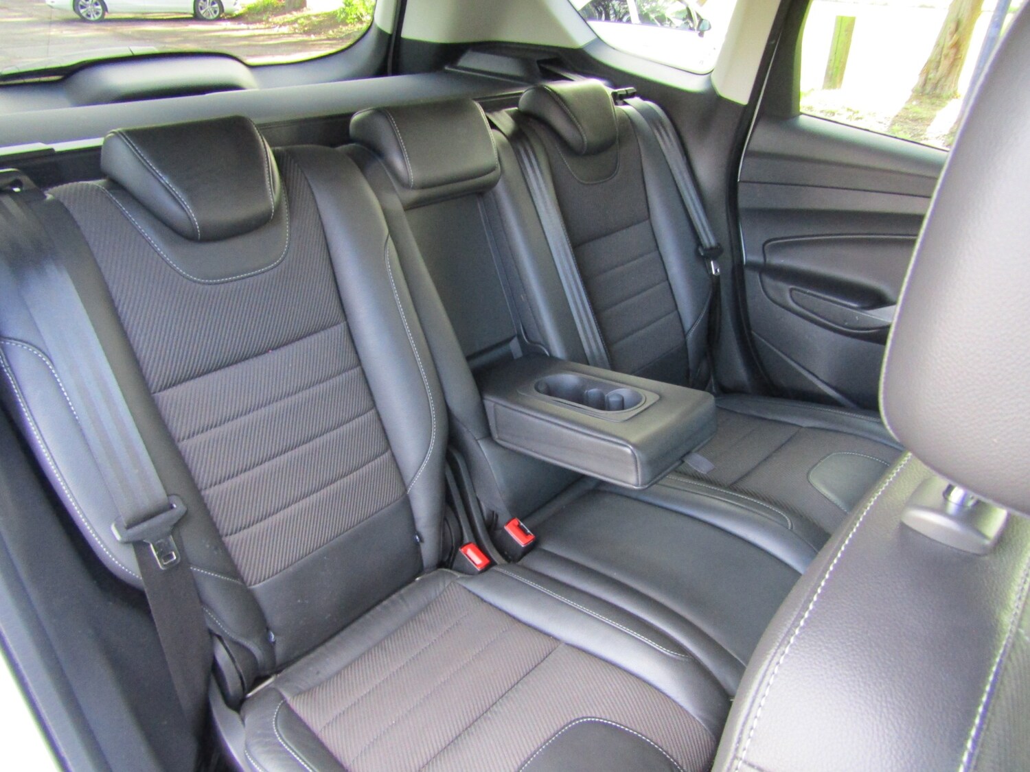 Used Ford Kuga 2015 for sale - 76542333: Photo 12