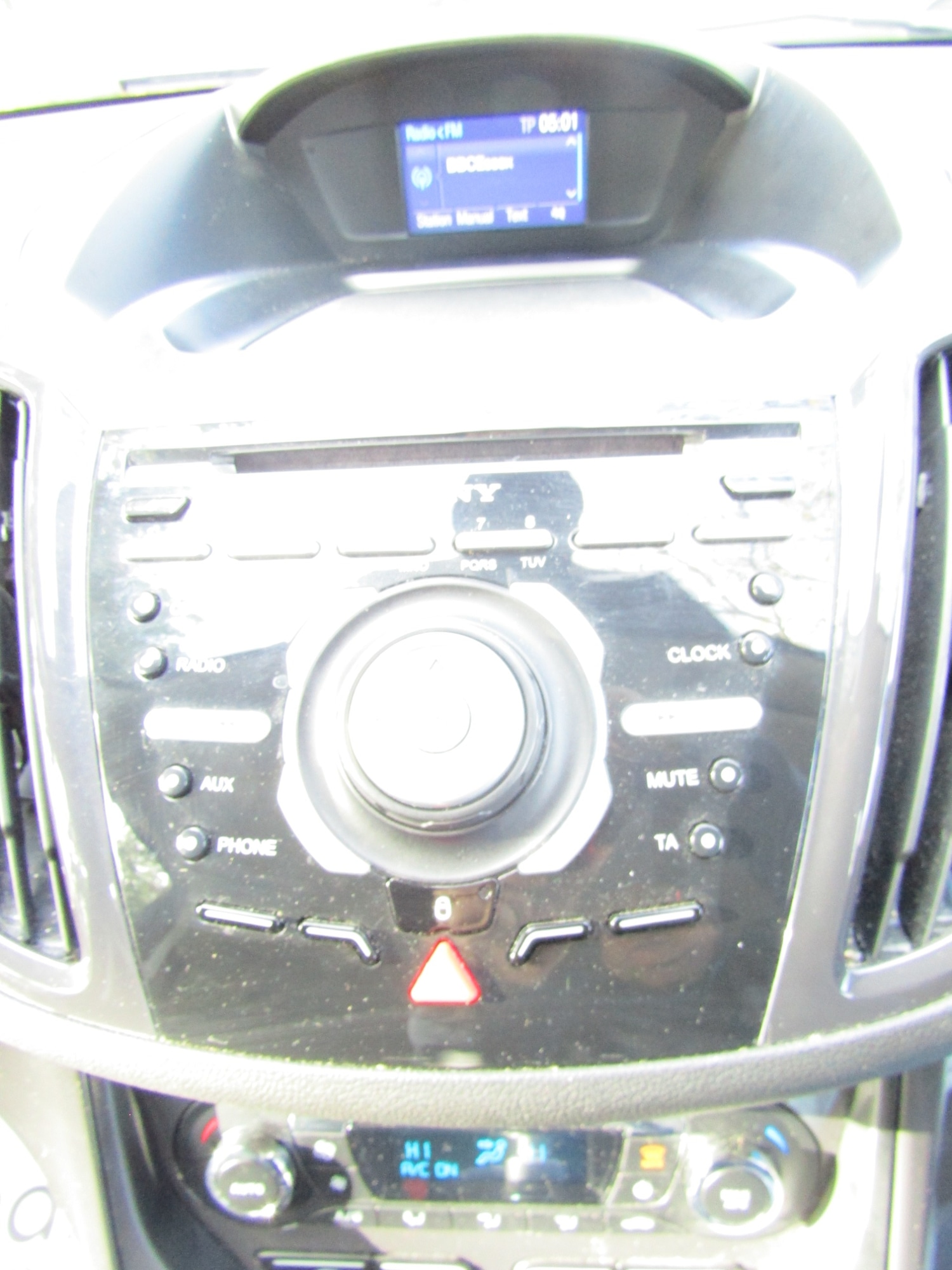 Used Ford Kuga 2015 for sale - 76542333: Photo 24