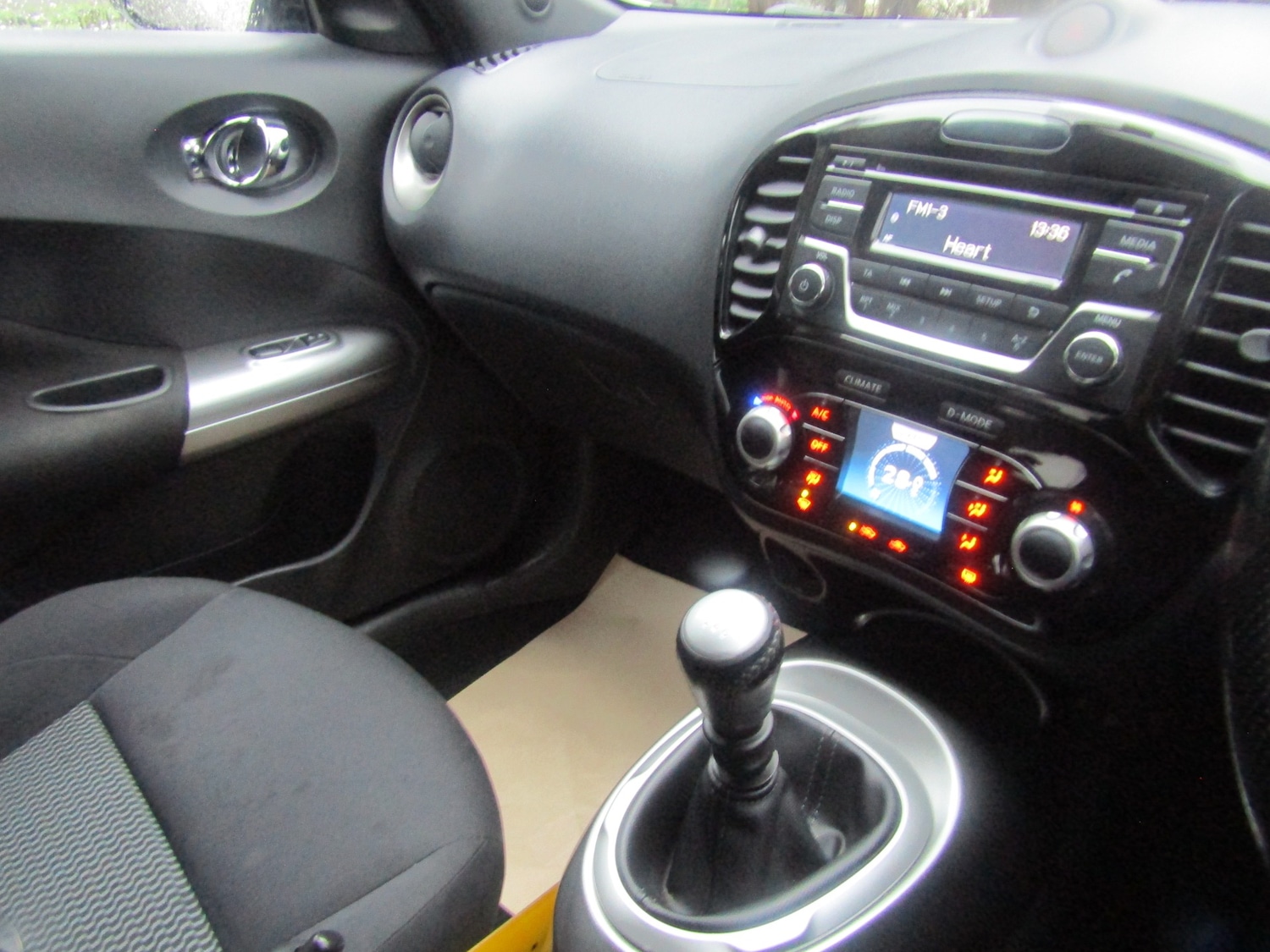 Used Nissan Juke 2015 for sale - 77323963: Photo 6