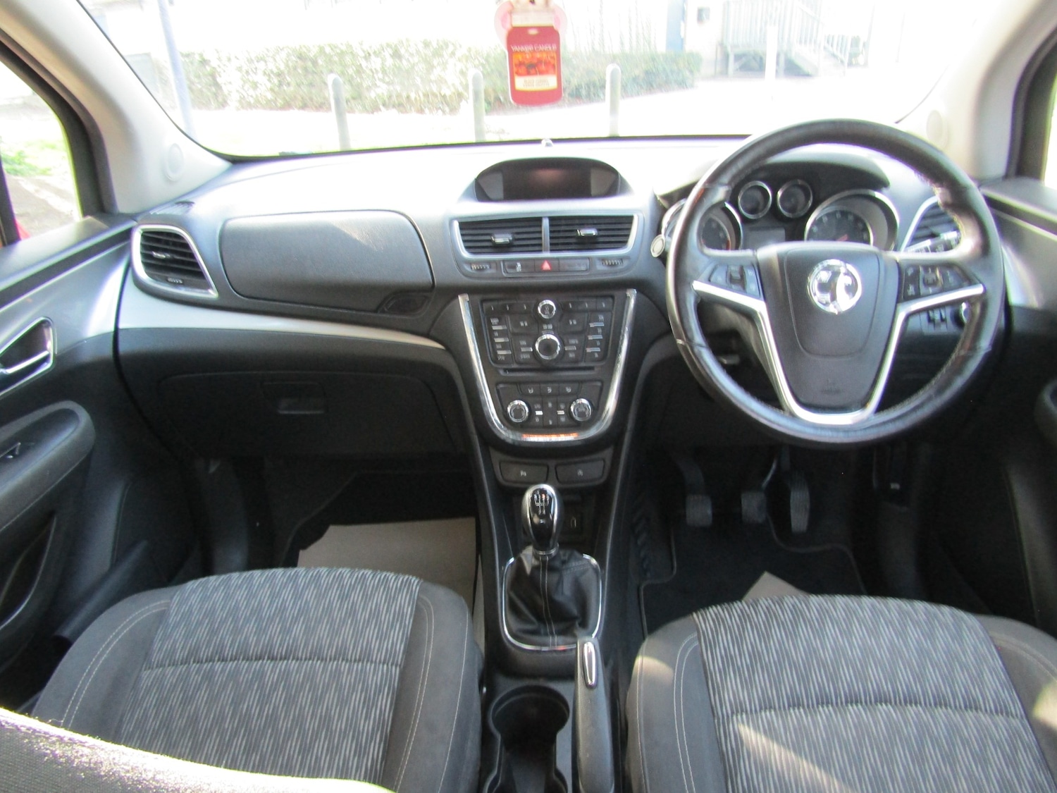 Used Vauxhall Mokka 2015 for sale - 77689326: Photo 2