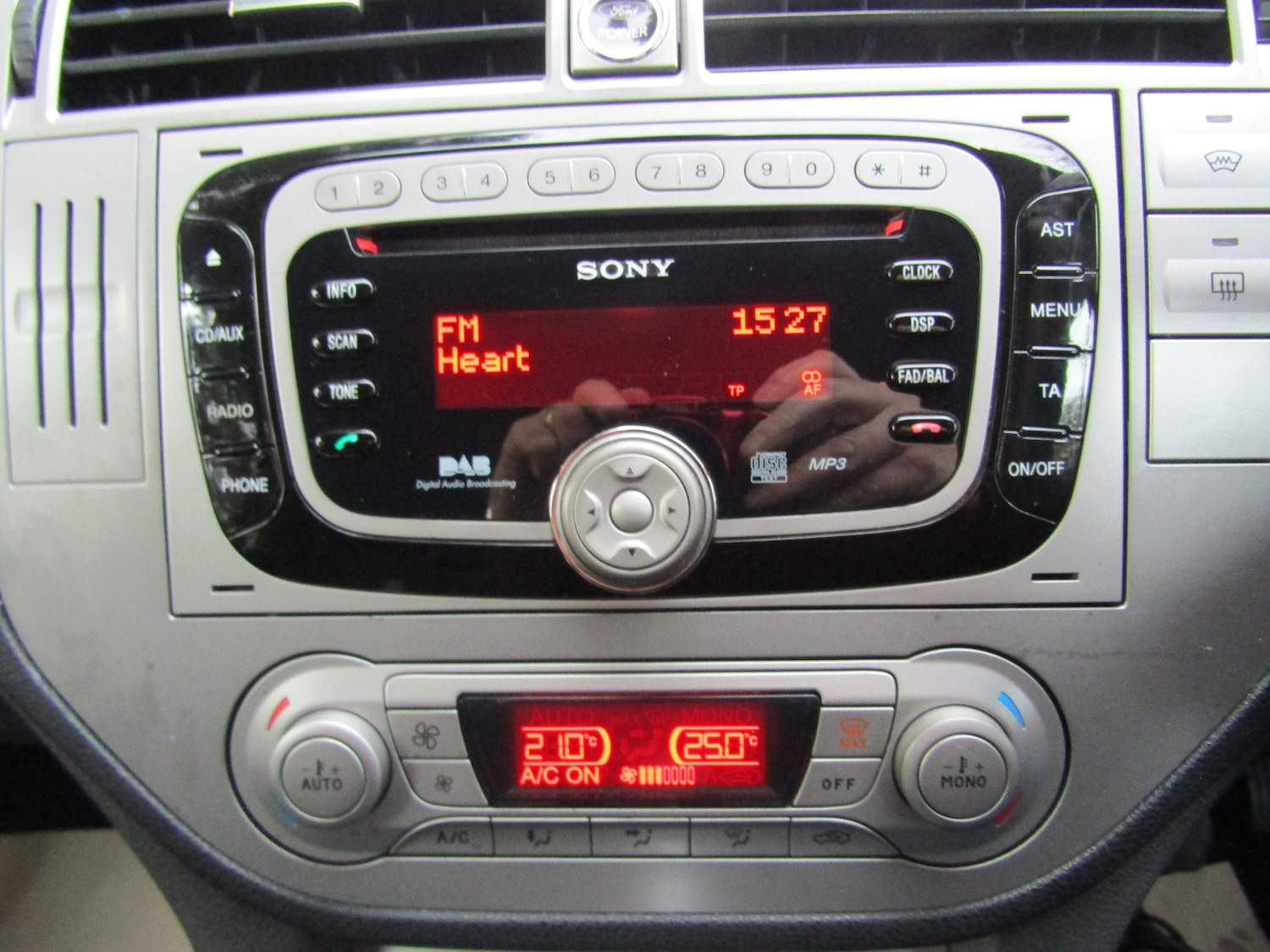 Used Ford Kuga 2011 for sale - 77258149: Photo 10