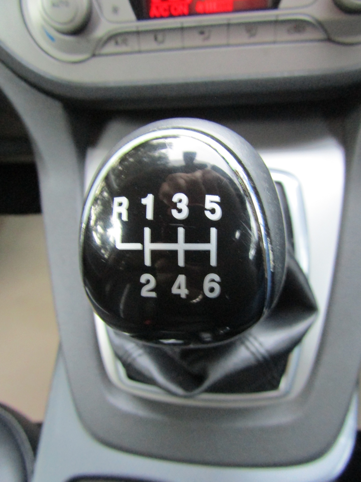 Used Ford Kuga 2011 for sale - 77258149: Photo 23