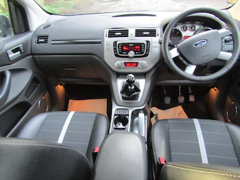 Used Ford Kuga 2011 for sale - 77258149: Photo