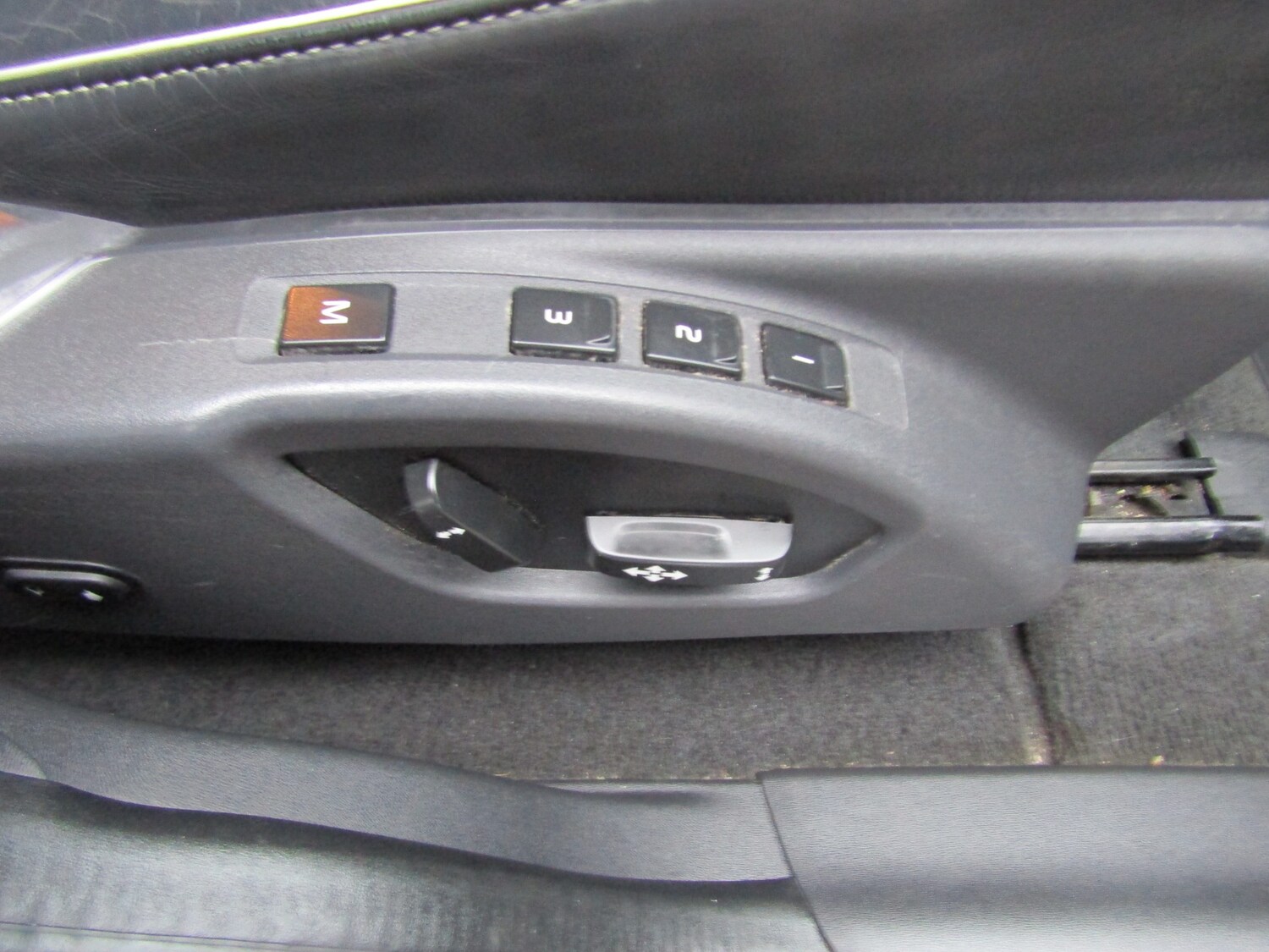 Used Volvo XC60 2015 for sale - 77223347: Photo 21